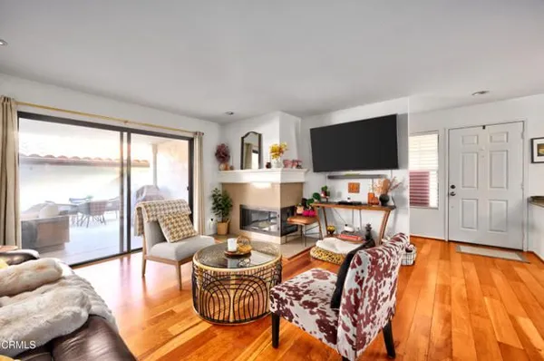 Property Slideshow image 3 of 19 | 4482 antigua way, Oxnard, CA, 93035