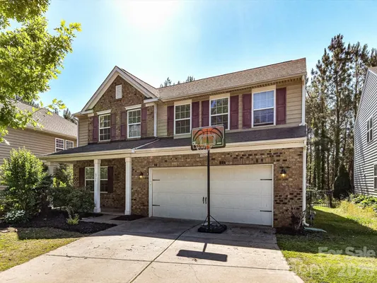 Property Slideshow image 3 of 34 | 6935 liverpool ct, Fort Mill, SC, 29707