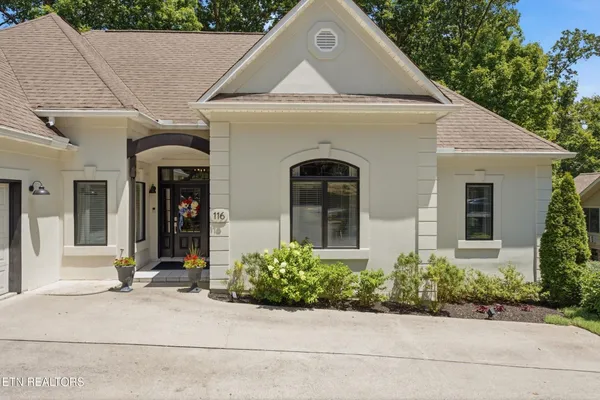 Property Slideshow image 2 of 60 | 116 oostanali way, Loudon, TN, 37774