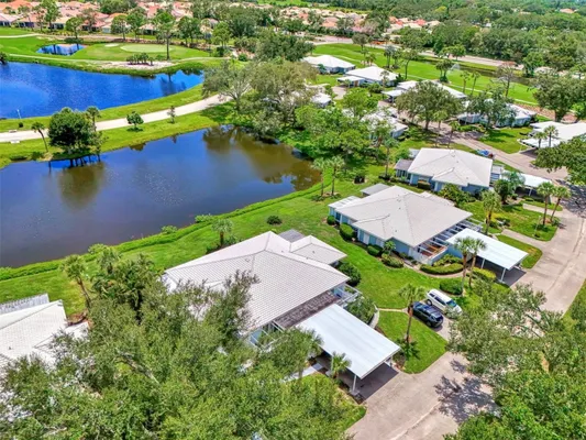 Property Slideshow image 3 of 58 | 420 wexford cir # 124, Venice, FL, 34293