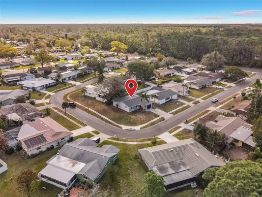 Property Slideshow image 2 of 26 | 819 helmsman way, Palm Harbor, FL, 34685