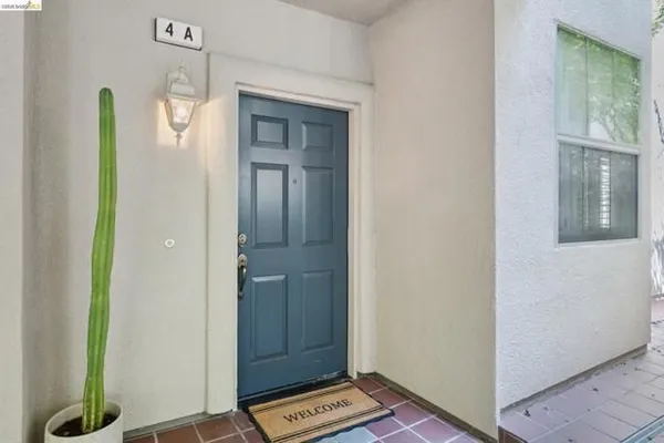 Property Slideshow image 2 of 45 | 5951 autumnwood dr 4a, Walnut Creek, CA, 94595