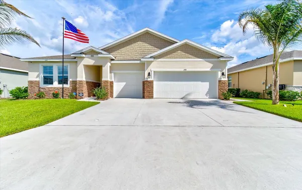 Property Slideshow image 2 of 95 | 345 e merimont ln, Ormond Beach, FL, 32174