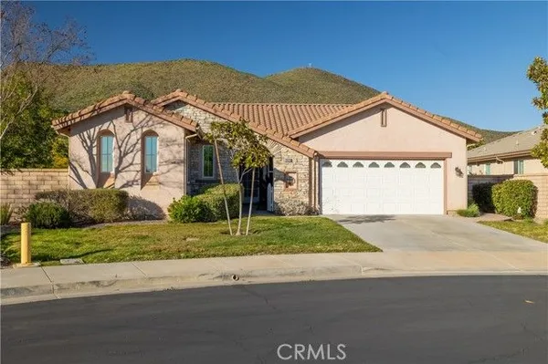 Property Slideshow image 2 of 52 | 28128 summitrose dr, Menifee, CA, 92584