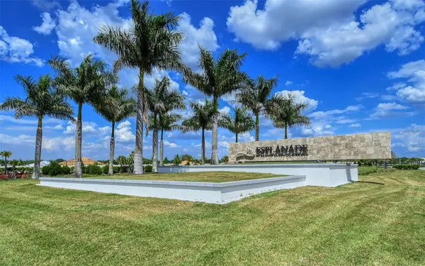 Property Slideshow image 2 of 100 | 15611 sacile ln, Lakewood Ranch, FL, 34211