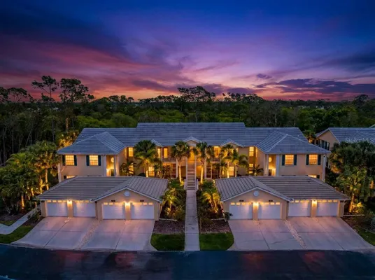 Property Slideshow image 2 of 60 | 1714 celtic dr 204, Venice, FL, 34293