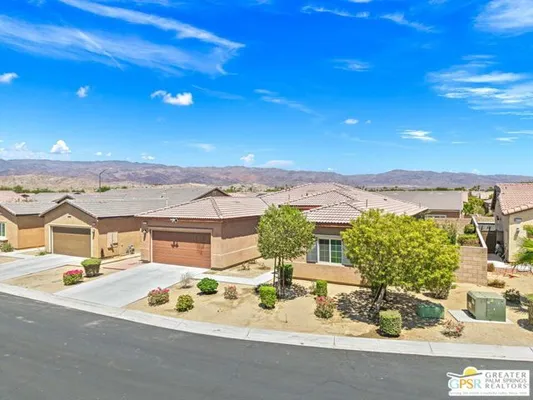 Property Slideshow image 2 of 31 | 42696 saragoza ct, Indio, CA, 92203