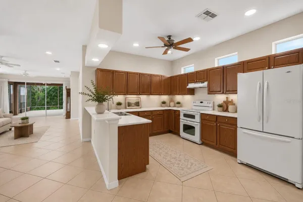 Property Slideshow image 3 of 73 | 20931 diamonte dr, Land O Lakes, FL, 34637