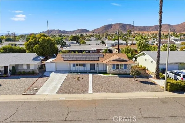 Property Slideshow image 3 of 35 | 28785 amersfoot way, Menifee, CA, 92586