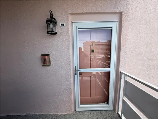 Property Slideshow image 2 of 21 | 6025 shore blvd 415, Gulfport, FL, 33707