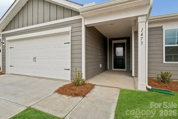 Property Slideshow image 3 of 44 | 1473 ardmore dr, Sherrills Ford, NC, 28673