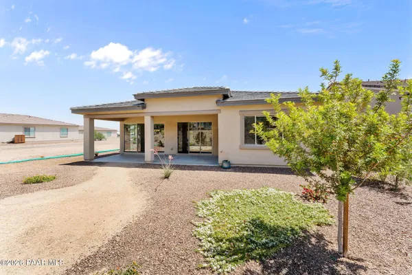 Property Slideshow image 3 of 38 | 4290 copperhead dr, Wickenburg, AZ, 85390