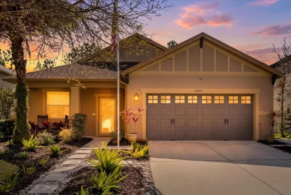 Property Slideshow image 2 of 44 | 20900 oldenburg loop, Mount Dora, FL, 32757