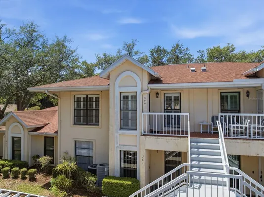 Property Slideshow image 2 of 42 | 309 knottwood ct 309, Sun City Center, FL, 33573