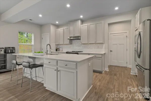 Property Slideshow image 2 of 25 | 10250 paper birch dr, Charlotte, NC, 28215