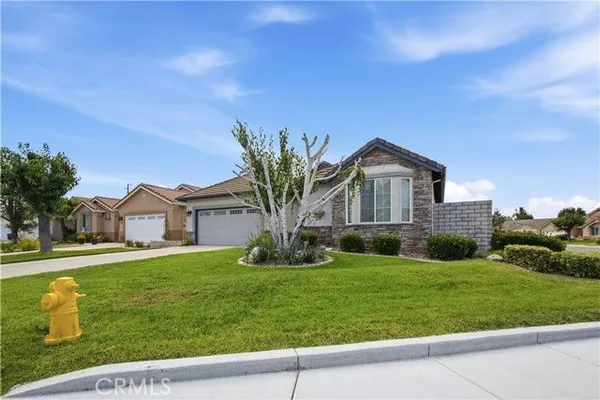 Property Slideshow image 3 of 57 | 30365 glen ellen cir, Murrieta, CA, 92563