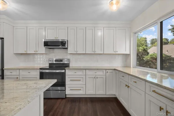 Property Slideshow image 2 of 26 | 156 heritage hls a, Somers, NY, 10589