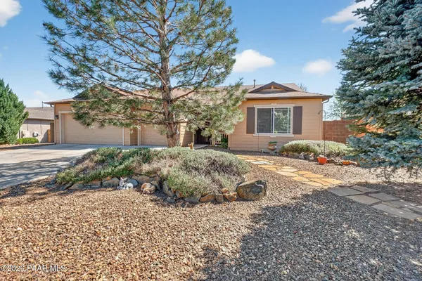 Property Slideshow image 3 of 43 | 7551 e clear sky trl, Prescott Valley, AZ, 86315