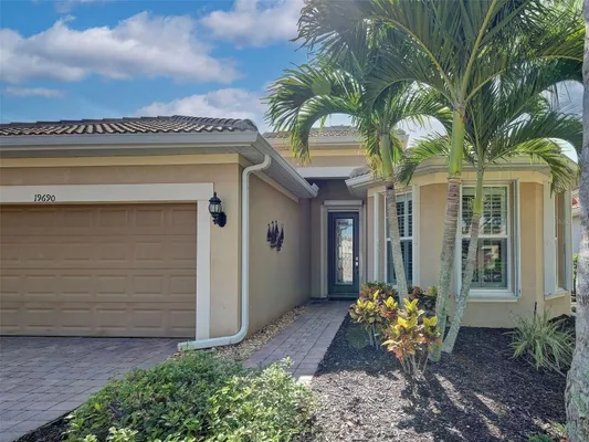 Property Slideshow image 2 of 98 | 19690 quisto st, Venice, FL, 34293