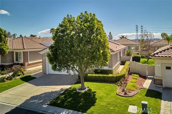 Property Slideshow image 3 of 48 | 951 essex rd, Beaumont, CA, 92223