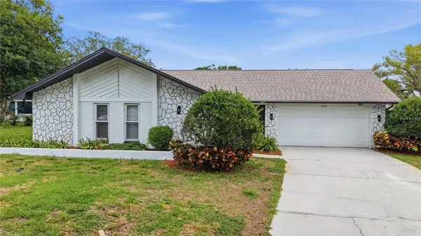Property Slideshow image 2 of 46 | 3280 skene ter, Palm Harbor, FL, 34684