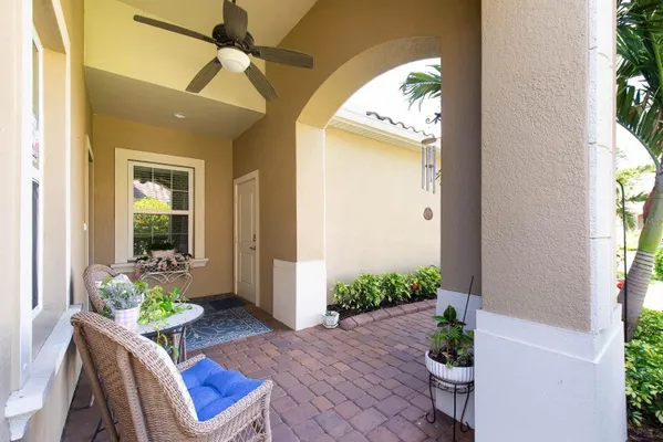 Property Slideshow image 2 of 43 | 1503 calle grand st, Bradenton, FL, 34209