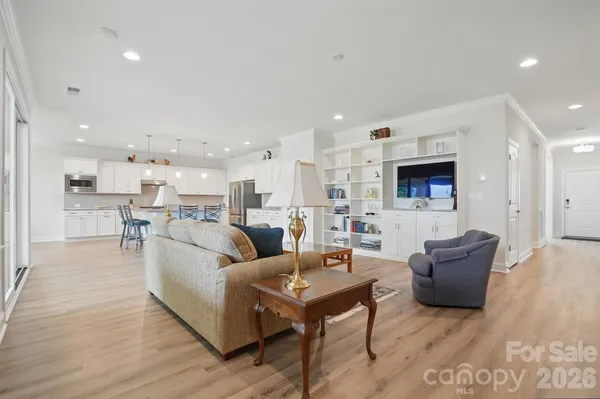 Property Slideshow image 3 of 43 | 5247 looking glass trl, Denver, NC, 28037