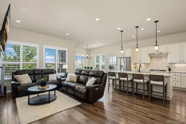 Property Slideshow image 2 of 37 | 22601 e del norte dr, Aurora, CO, 80016
