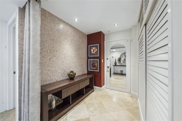 Property Slideshow image 2 of 30 | 3200 ne 36th st apt 1417, Fort Lauderdale, FL, 33308