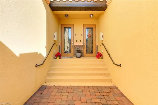 Property Slideshow image 3 of 38 | 17381 cherrywood ct unit 7603, Bonita Springs, FL, 34135