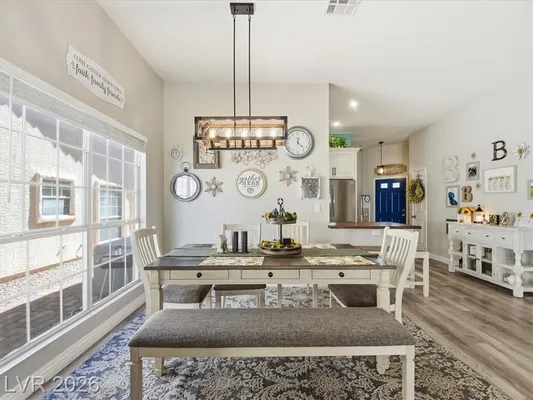 Property Slideshow image 2 of 53 | 4904 winterset dr, Las Vegas, NV, 89130