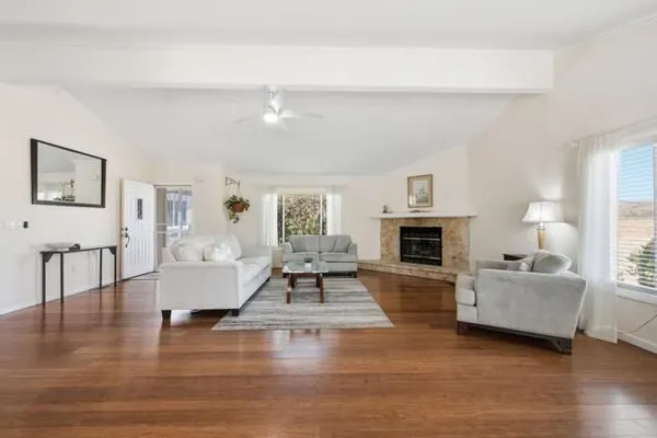 Property Slideshow image 3 of 45 | 5244 weymouth way, Oceanside, CA, 92057