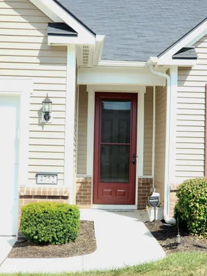 Property Slideshow image 2 of 56 | 4752 petunia dr, Plainfield, IN, 46168