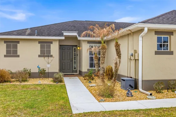 Property Slideshow image 3 of 54 | 29338 marker loop, San Antonio, FL, 33576