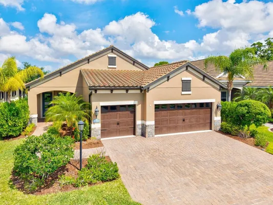 Property Slideshow image 2 of 96 | 11876 hunters creek rd, Venice, FL, 34293