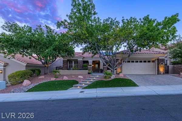 Property Slideshow image 2 of 43 | 2832 darby falls dr, Las Vegas, NV, 89134