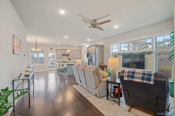 Property Slideshow image 3 of 33 | 45 ottaway ln, Campbell Hall, NY, 10916