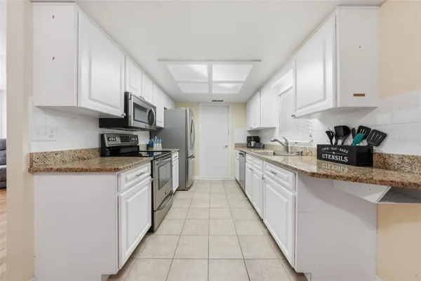 Property Slideshow image 3 of 46 | 11224 sw 79th ter, Ocala, FL, 34476