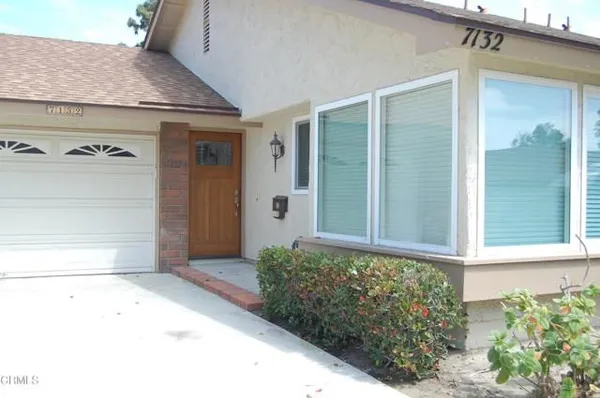 Property Slideshow image 2 of 18 | 7132 village 7 7, Camarillo, CA, 93012