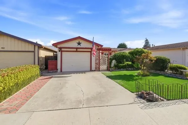 Property Slideshow image 2 of 41 | 478 vivienne dr, Watsonville, CA, 95076