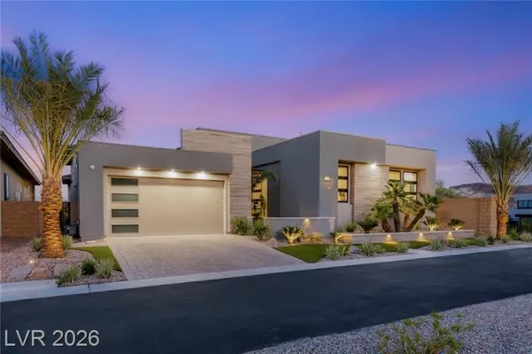 Property Slideshow image 3 of 68 | 100 tre pietre st, Henderson, NV, 89011
