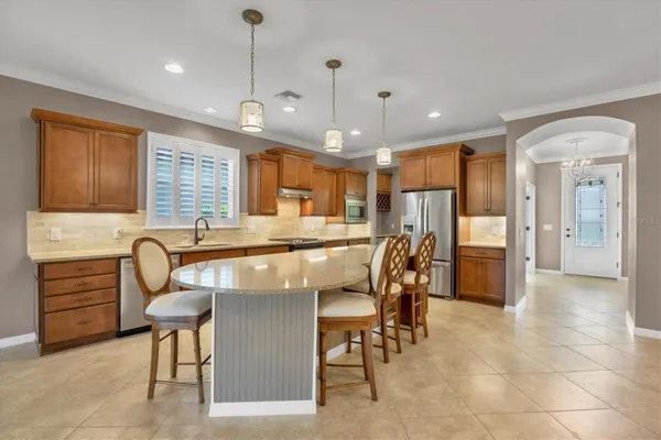 Property Slideshow image 2 of 68 | 6713 chester trl, Lakewood Ranch, FL, 34202