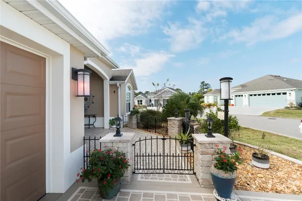 Property Slideshow image 3 of 48 | 2447 youngmann loop, The Villages, FL, 32163