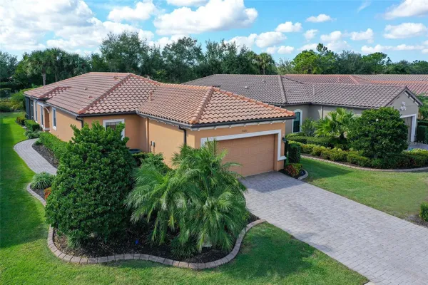 Property Slideshow image 2 of 65 | 5020 savona run, Lakewood Ranch, FL, 34211