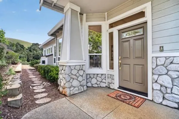 Property Slideshow image 3 of 71 | 9060 village view loop, San Jose, CA, 95135