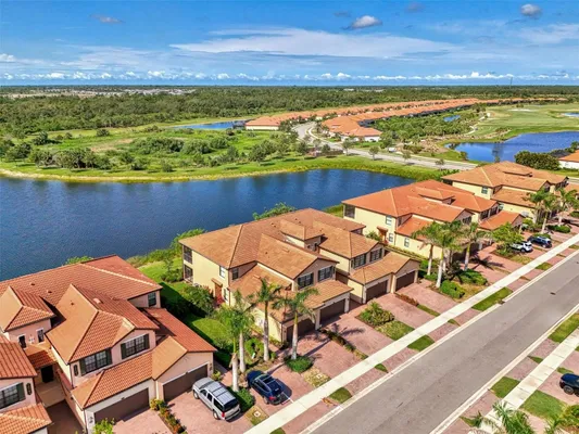 Property Slideshow image 3 of 96 | 10789 tarflower dr 202, Venice, FL, 34293