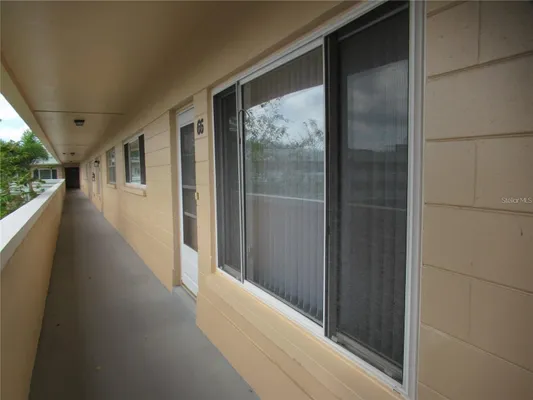 Property Slideshow image 2 of 23 | 2286 norwegian dr 66, Clearwater, FL, 33763