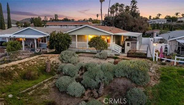 Property Slideshow image 3 of 60 | 38141 via la colina, Murrieta, CA, 92563