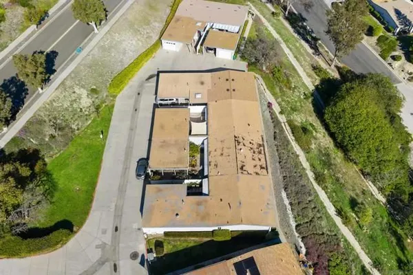 Property Slideshow image 3 of 41 | 3875 vista campana 32, Oceanside, CA, 92057