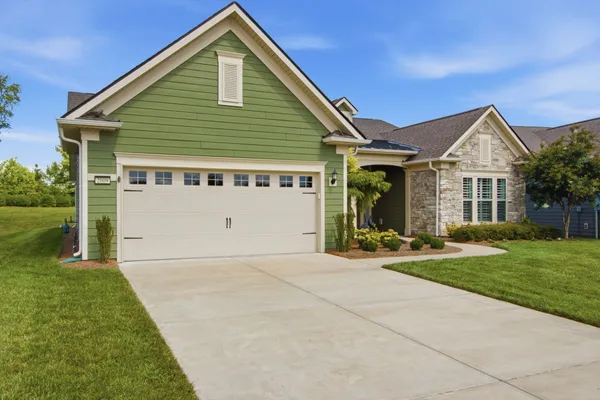Property Slideshow image 3 of 63 | 2009 knox gln, Spring Hill, TN, 37174